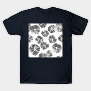 Shibori Kumo tie dye gray dots over white T-Shirt